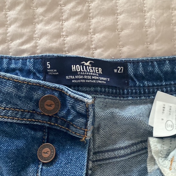 Hollister Jean short - Picture 2 of 4
